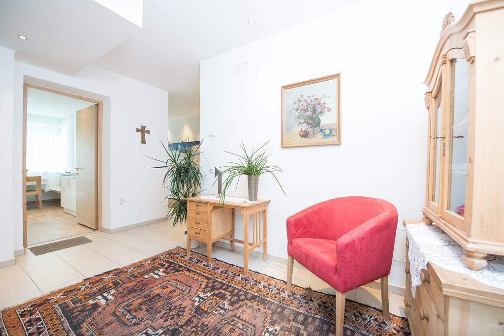 Apartment Edelweiss Brunico Oda fotoğraf