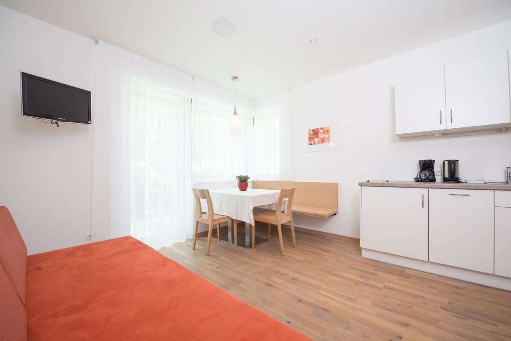 Apartment Edelweiss Brunico Oda fotoğraf